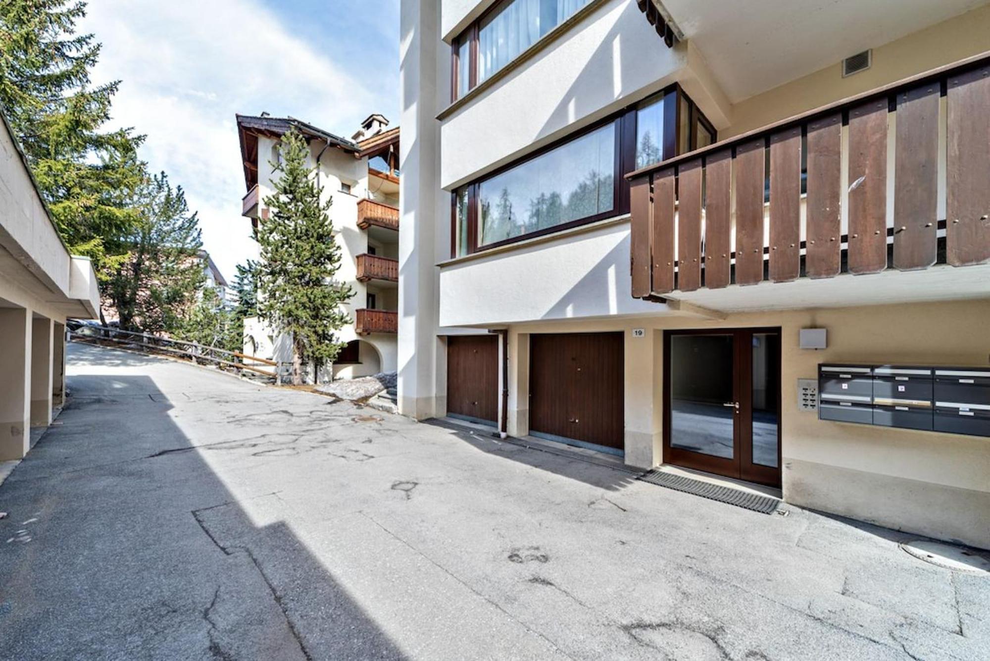 Chesa Arlas - St. Moritz Apartment Luaran gambar