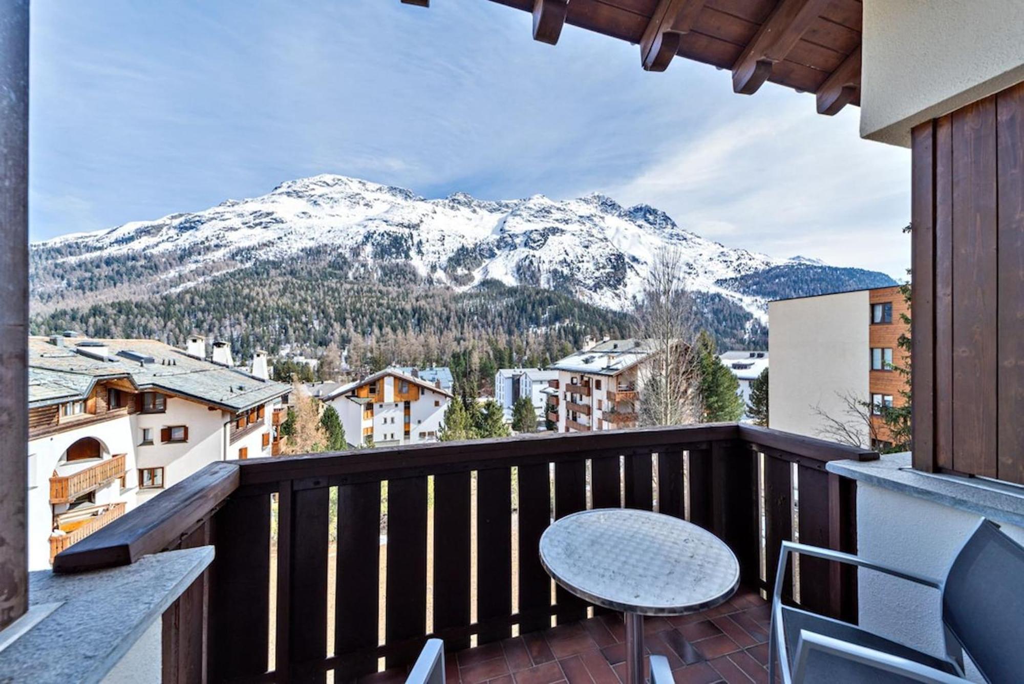 Chesa Arlas - St. Moritz Apartment Luaran gambar